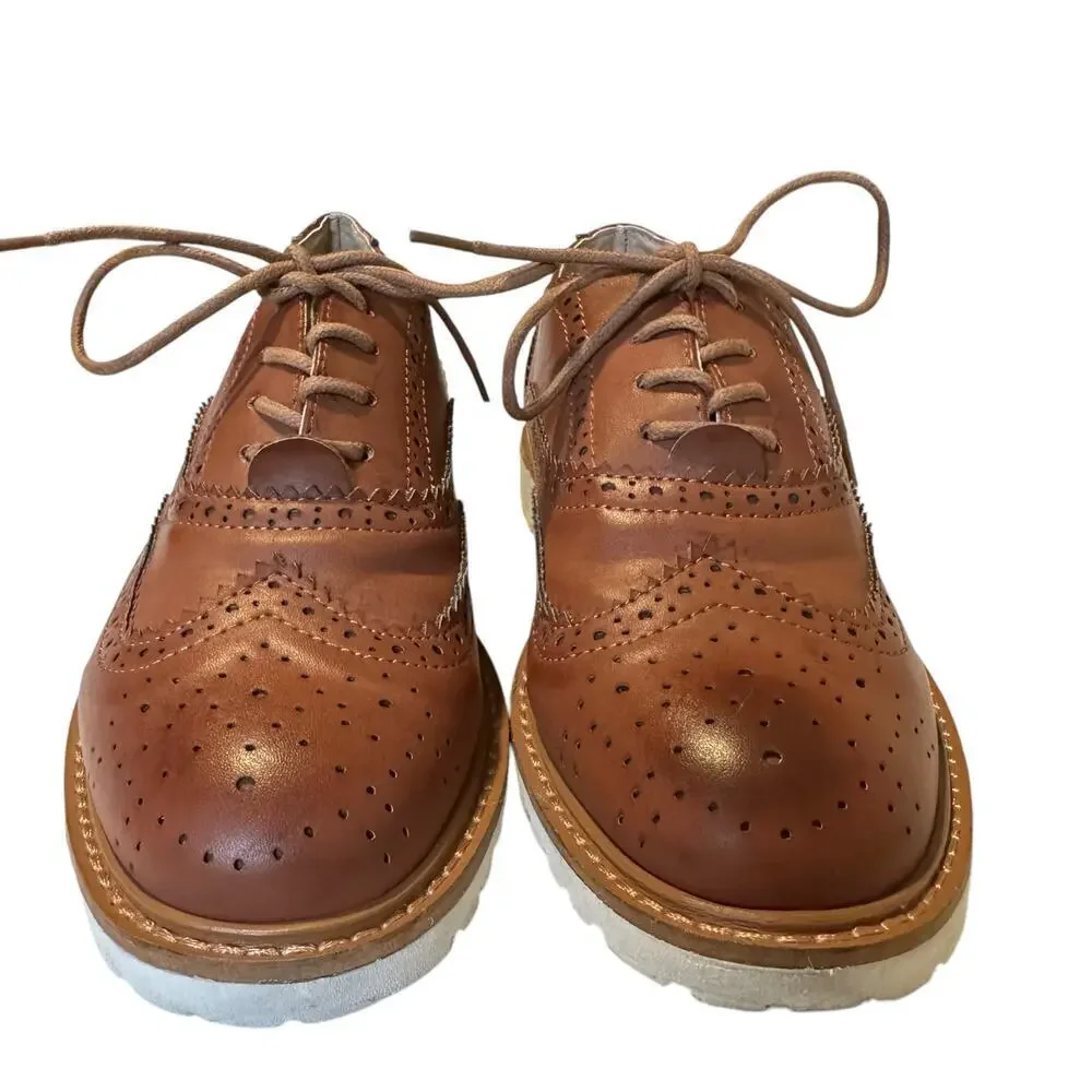 NWOT Kenneth Cole Reaction Wingtip Oxford Cognac Boys Size 1